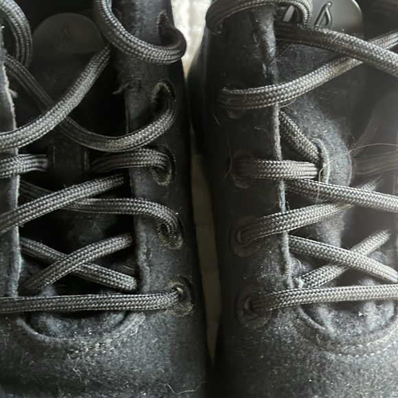 Men’s Allbirds Black Wool Runner-Up Mizzles High Tops - Picture 2 of 5